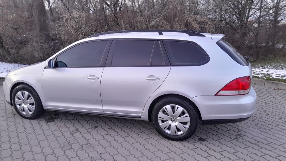 Автомобіль Volkswagen GOLF 1.6 MPI