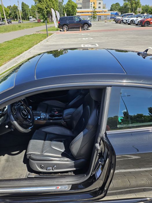 Продам AUDI A5 купе.