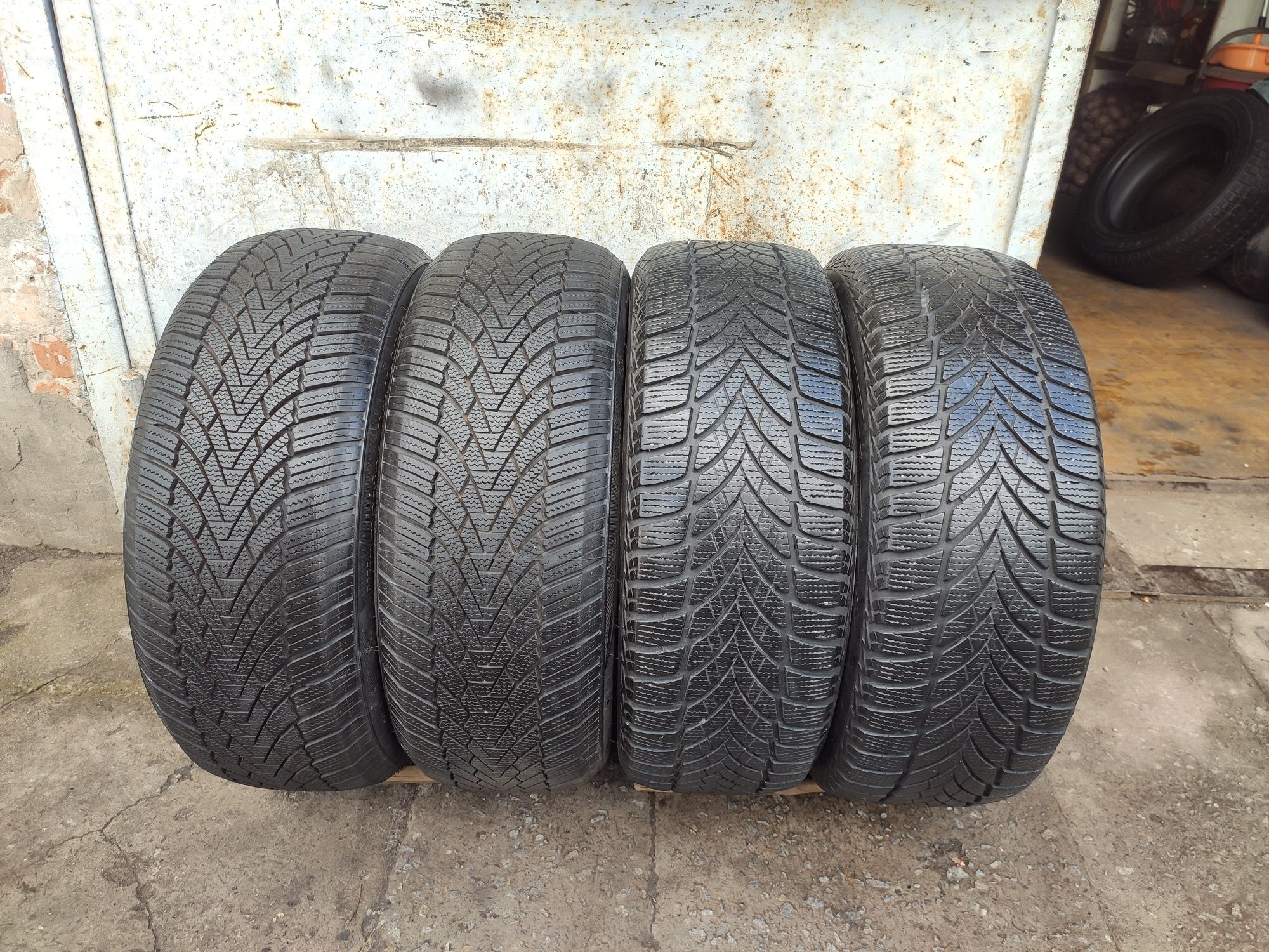 215/55 r17 Arivo Winmaster и Goodyear UltraGrip зима (7 мм.) 2023 год