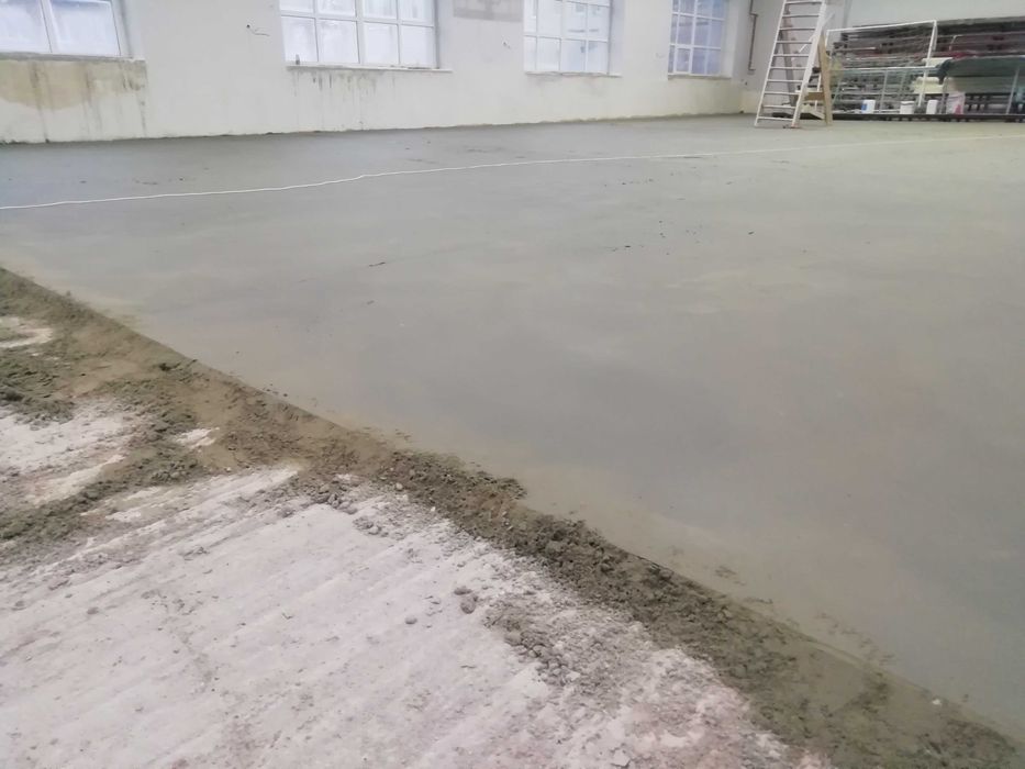 Полусуха стяжка підлоги