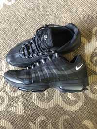 Nike air max 95 (25,5 см)