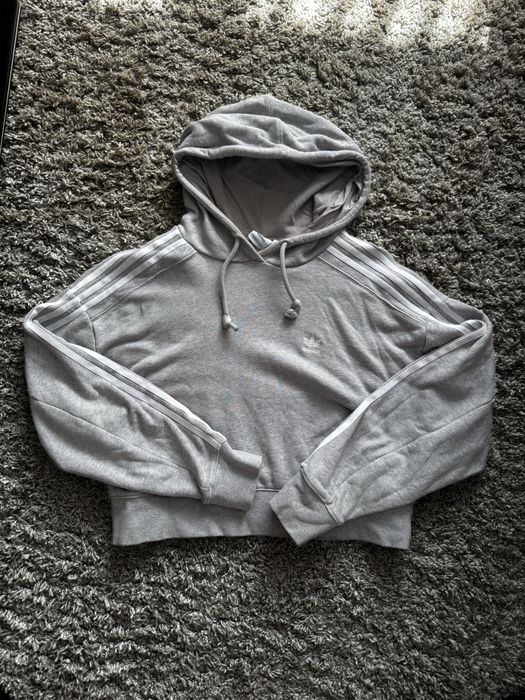 Женское худи Adidas серого цвета