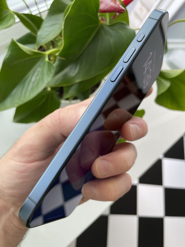 СУПЕР СТАН Apple iPhone 15 Pro Max Blue 256 Gb Never Lock
