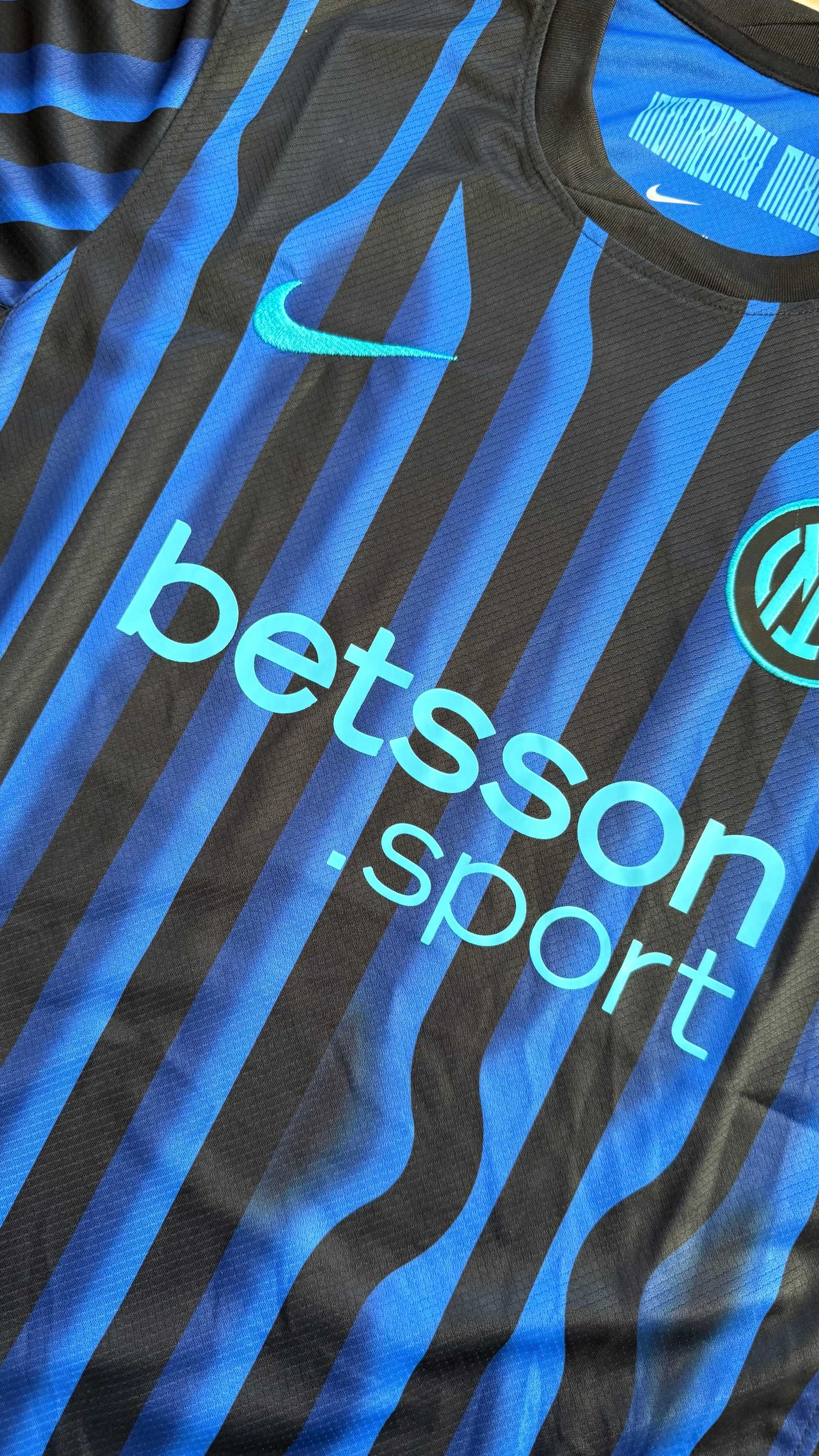 Camisola Inter Milan 2025/26 - Tamanho M