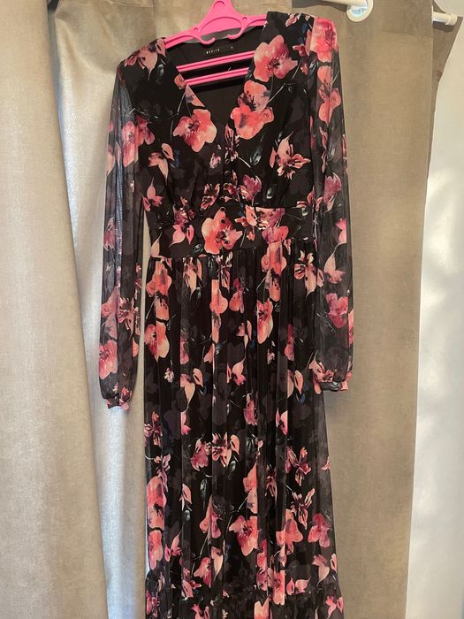 Сукня в чудовому стані   Mohito