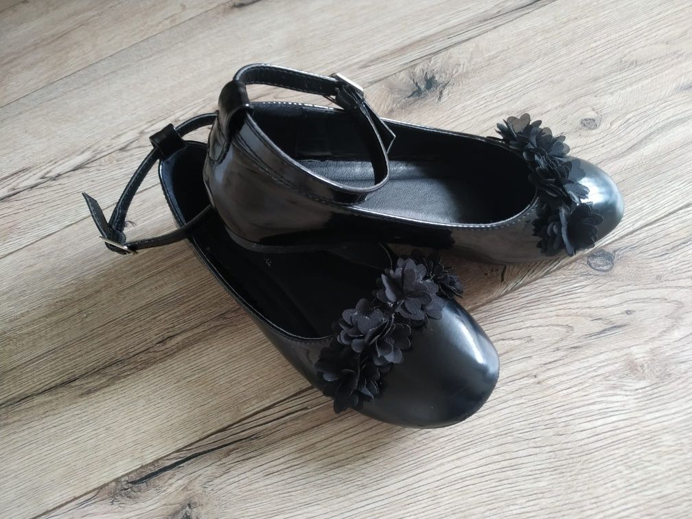 Buty balerinki pantofelki czarne r 32 Nelli Blu