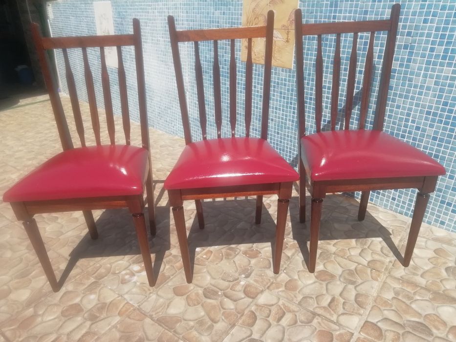 3 bonitas Cadeiras Baratinhas Estão Com Óleo Hidratante