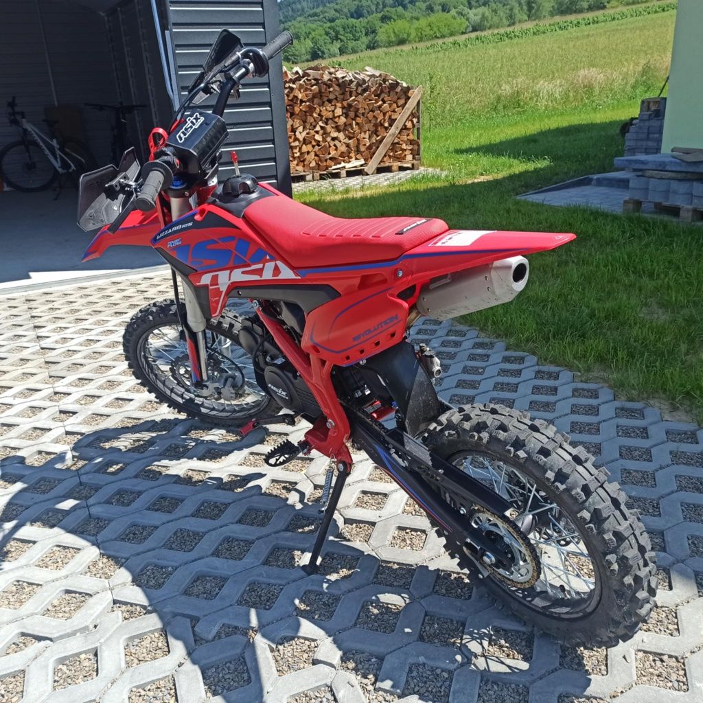 Motocykl Cross Asix lizzard 125
