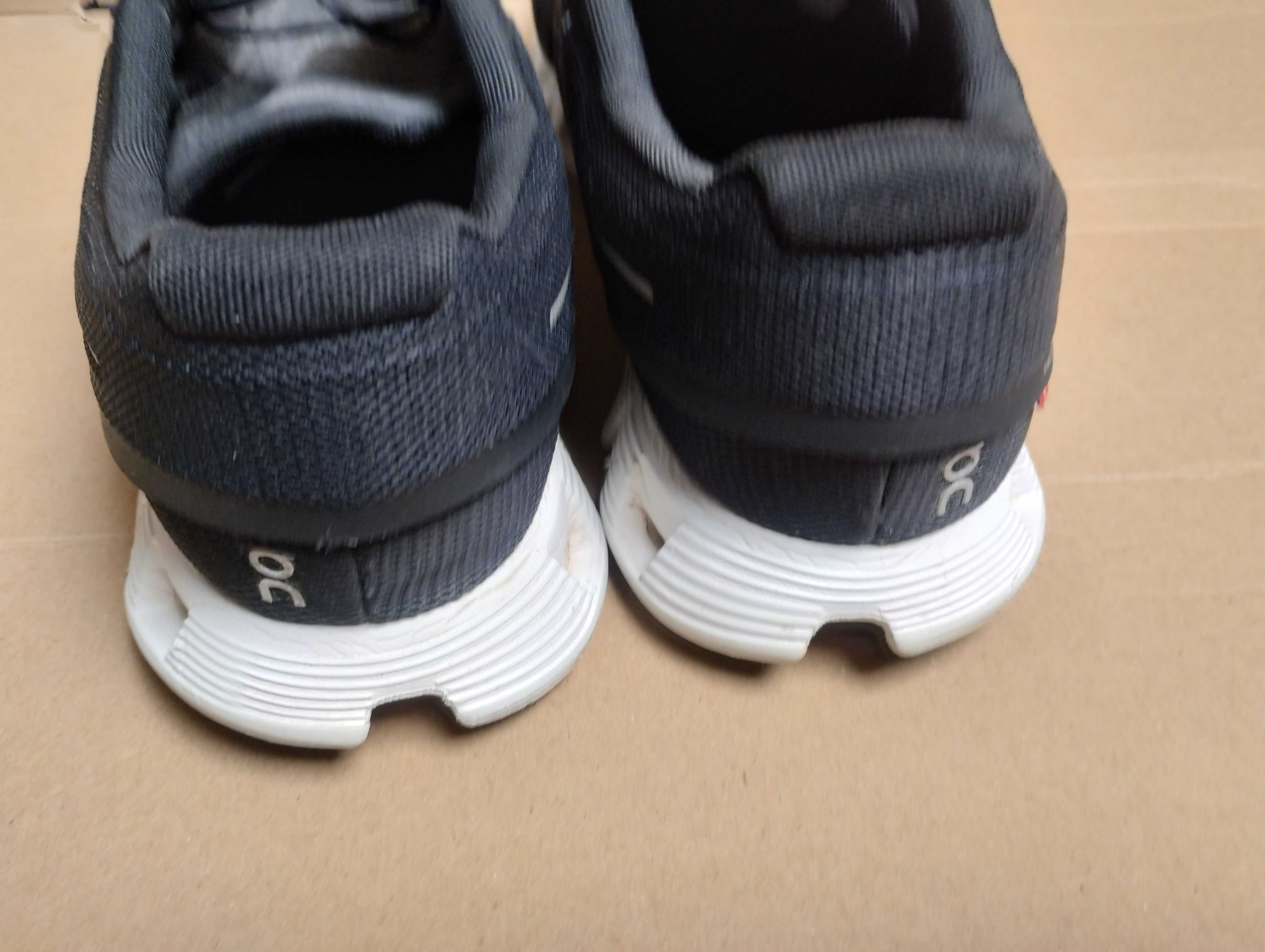Buty do biegania biegowe sneakersy ON Running Cloud 5 roz. 45