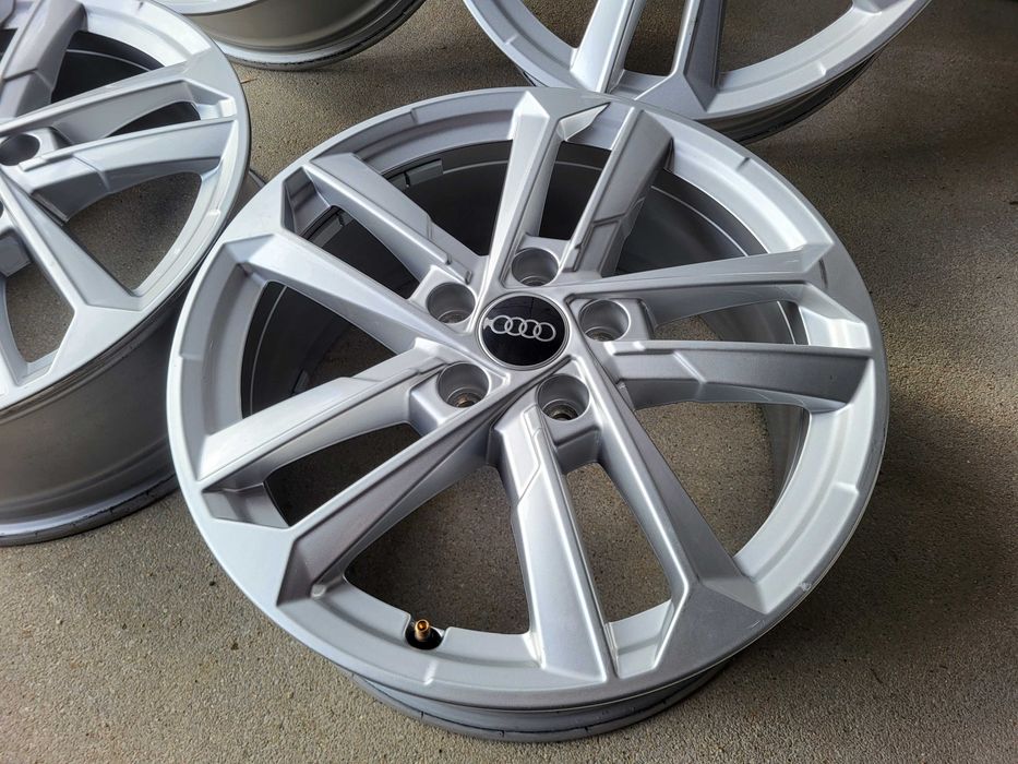 [1277] 17 Cali 5x112 ET43 Felgi aluminiowe Audi A3 A4 A6 Oryginal