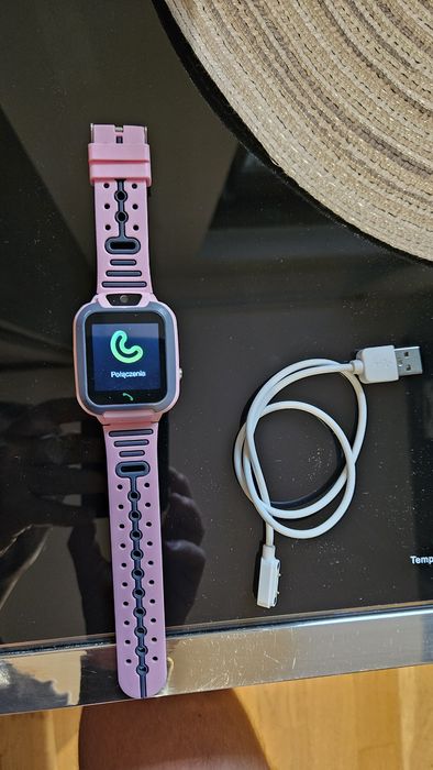 Smartwatch dziecięcy różowy GPS SIM aparat – sprawny
