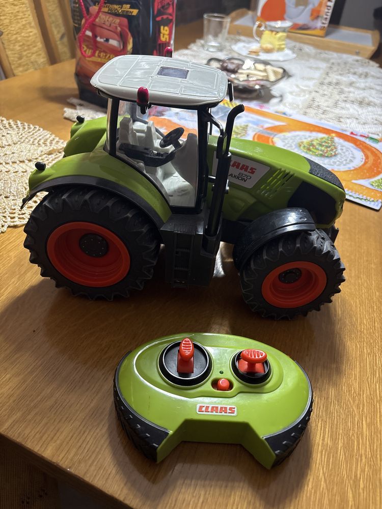 Ciągnik Claas 870 Axion