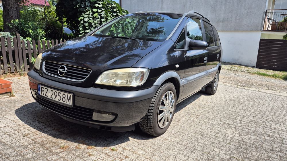Opel zafira 1.8 benzyna