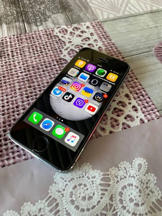 Продам iPhone 5s Срочно