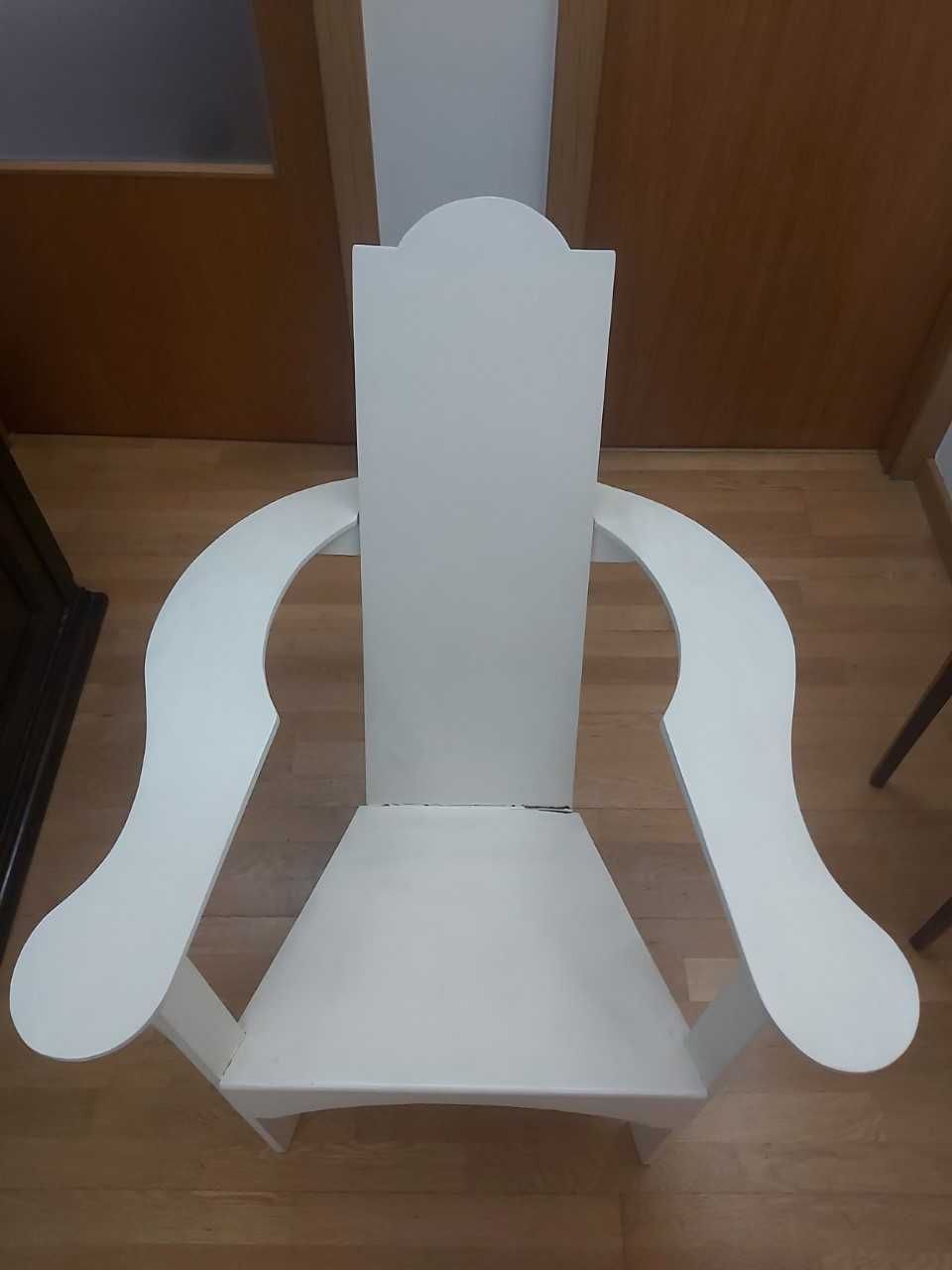 Cadeira Brasileira Branca