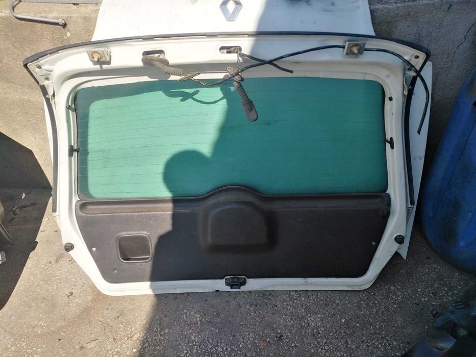 Porta Malas Renault Clio II Fase I 1.9D