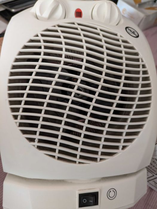 Ventoinha e aquecedor 2 em 1  – 2000W, Como Novo