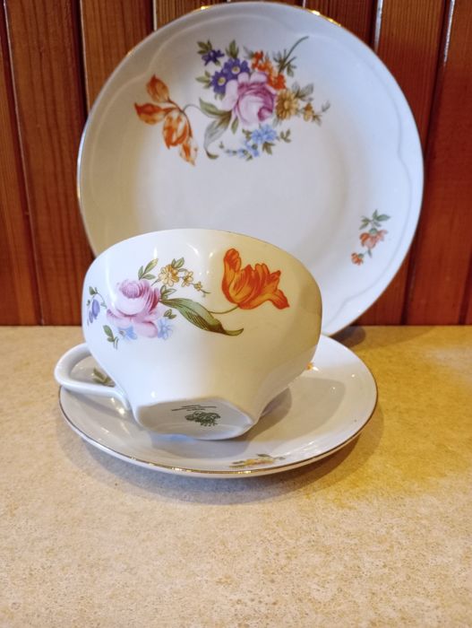 Porcelanowe trio z lat prl