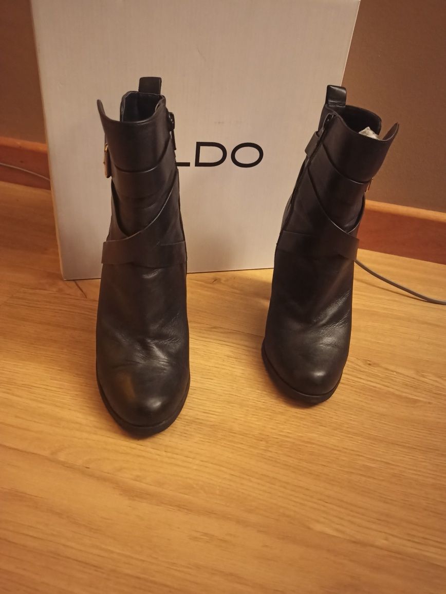 Botins Elassa Aldo Pretas (tamanho 37)