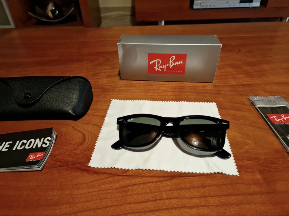 Óculos Ray Ban Wayfarer - Originais pretos