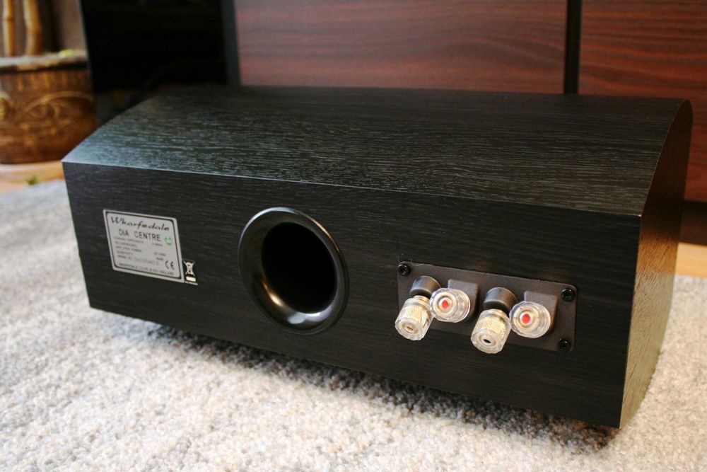 Duża i mocna kolumna Centralna Wharfedale Diamond głośnik centralny