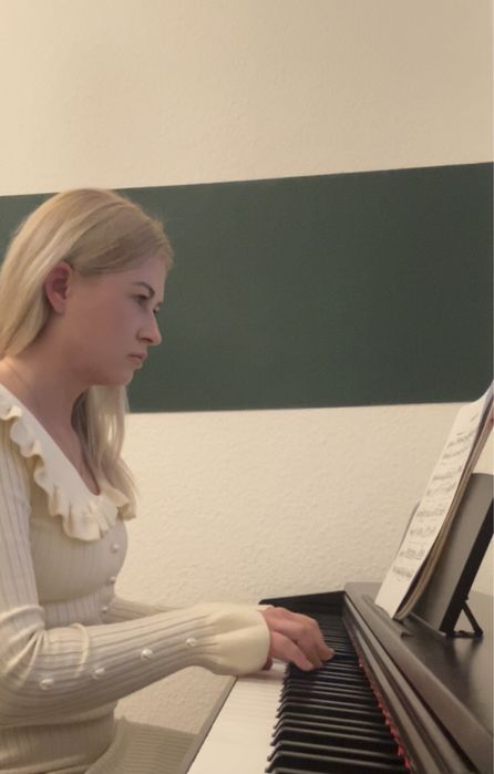 Уроки фортепіано