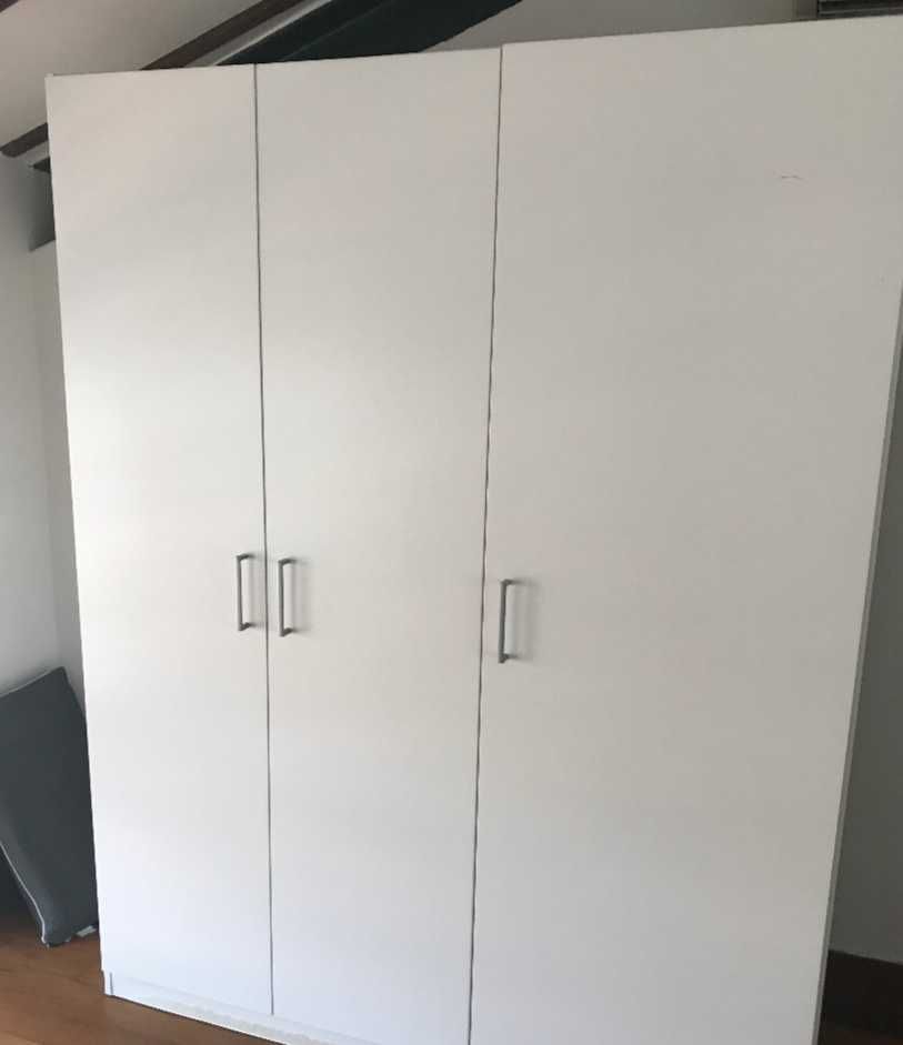 Szafa IKEA biała 3  drzwi 140x180