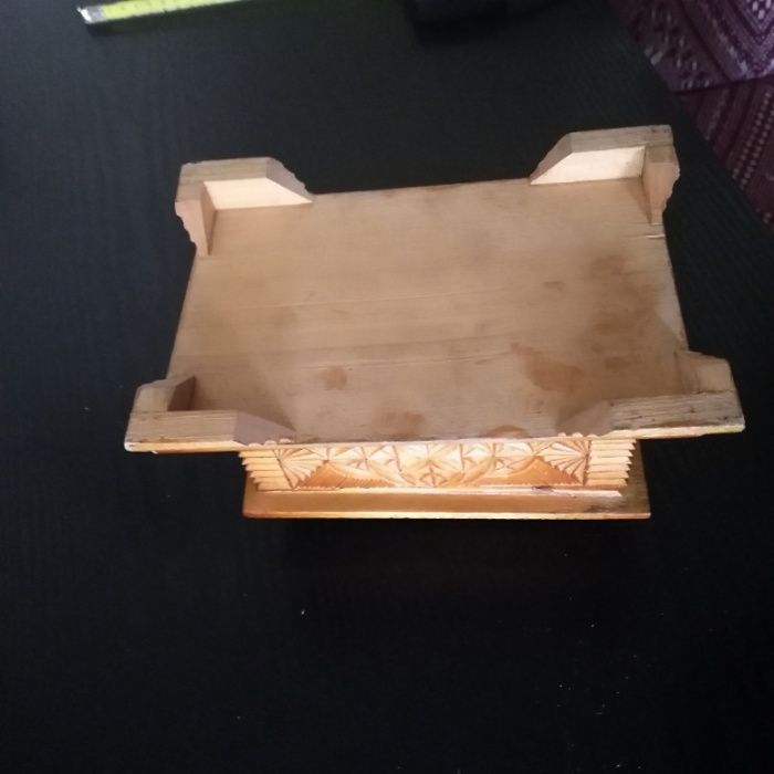 mala stara drewniana szkatulka