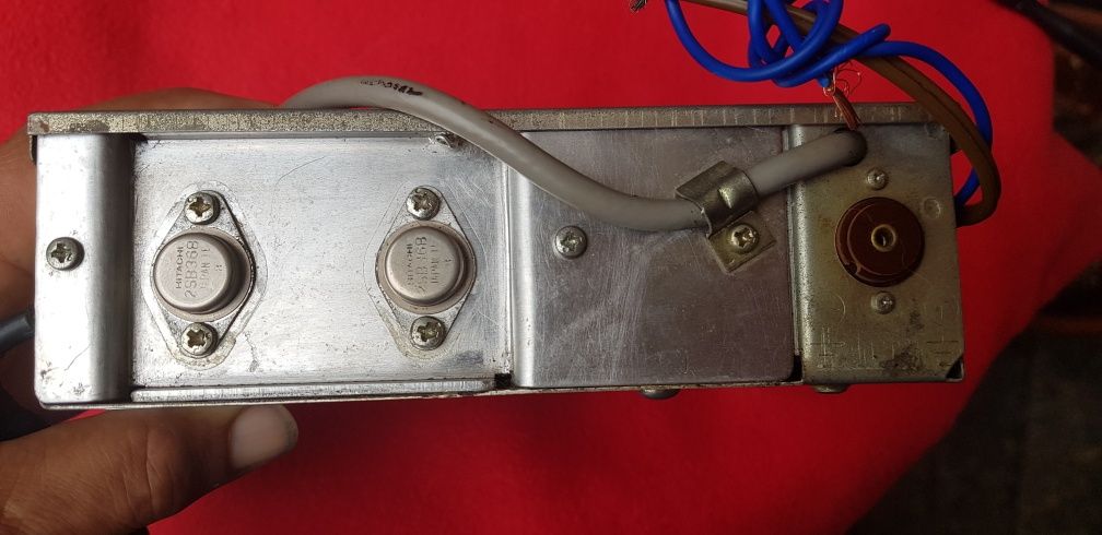 Rádio 6 e 12v SHARP anos 70