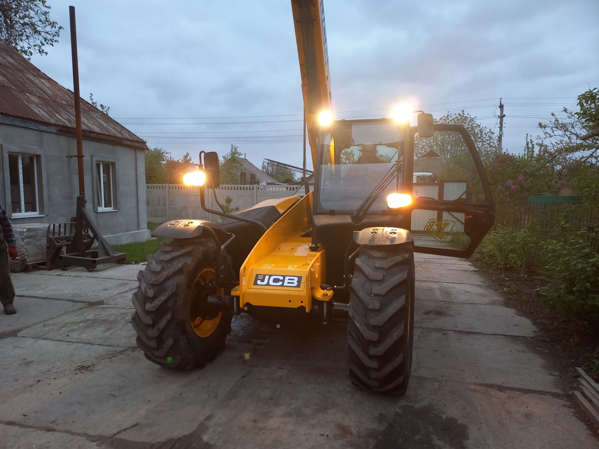 Продам jcb 531-70 телескопічний навантажувач