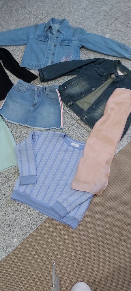 11 peças de roupa variada 7-8 anos
