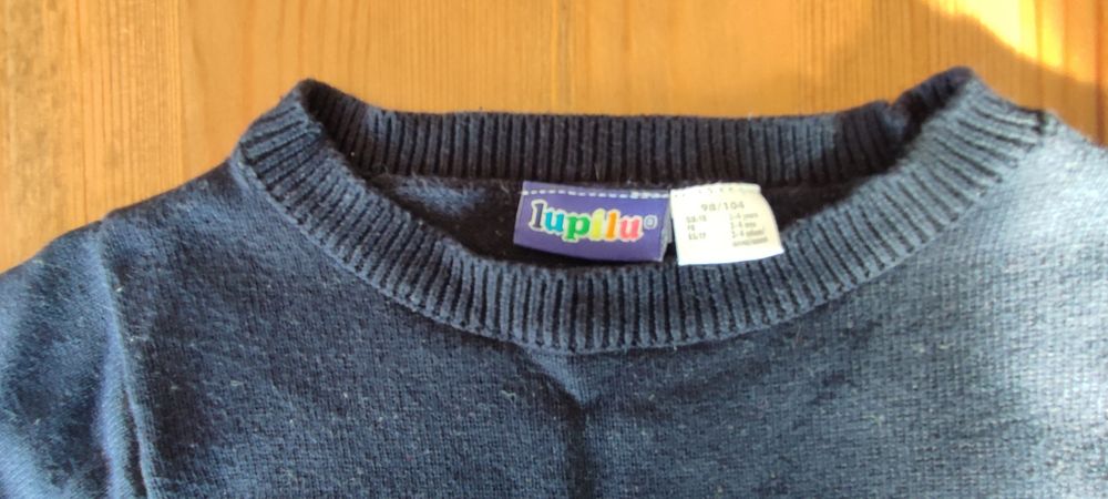 Sukienka sweterkowa dziewczęca