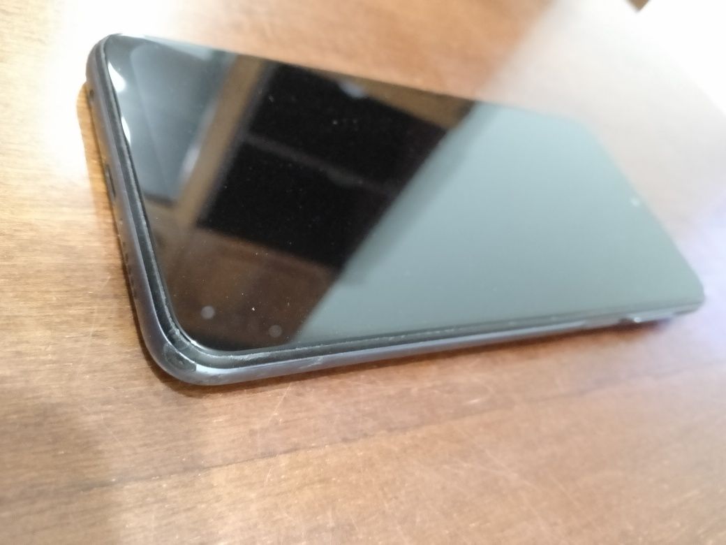 Xiaomi Redmi not 9s 4+1/64G Android 12 працює без зауважень