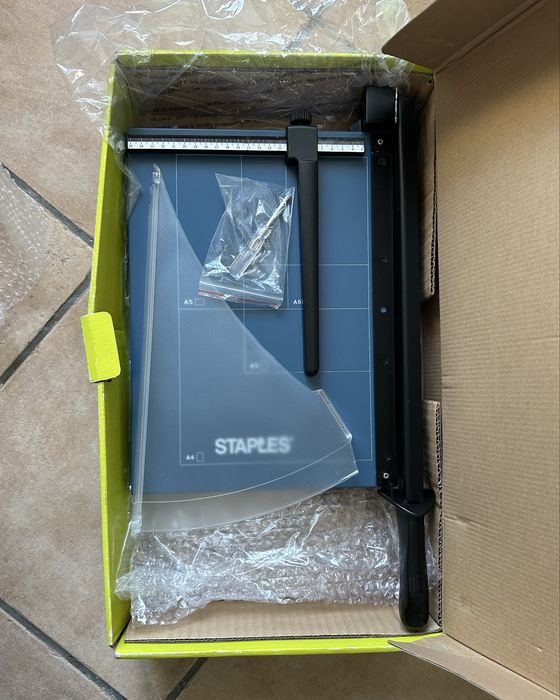 Guilhotina A4 - nunca usada