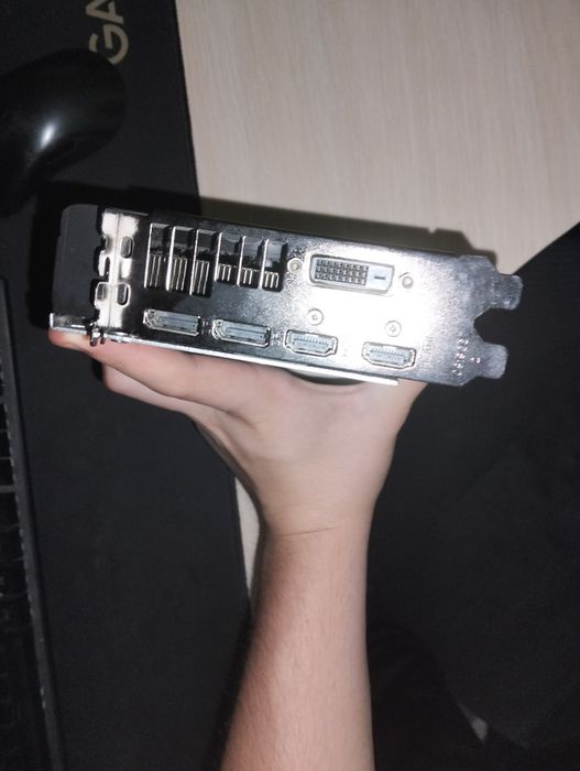 Sapphire RX 570 4GB (БУ!!)