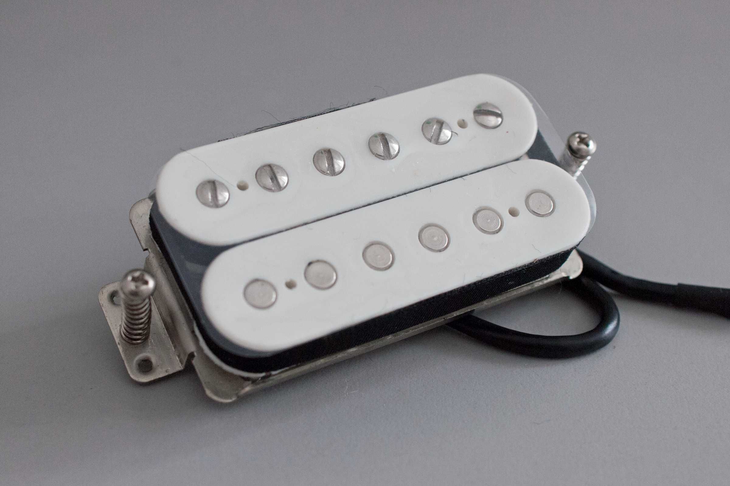 Fender Humbucker (Branco, Ponte)