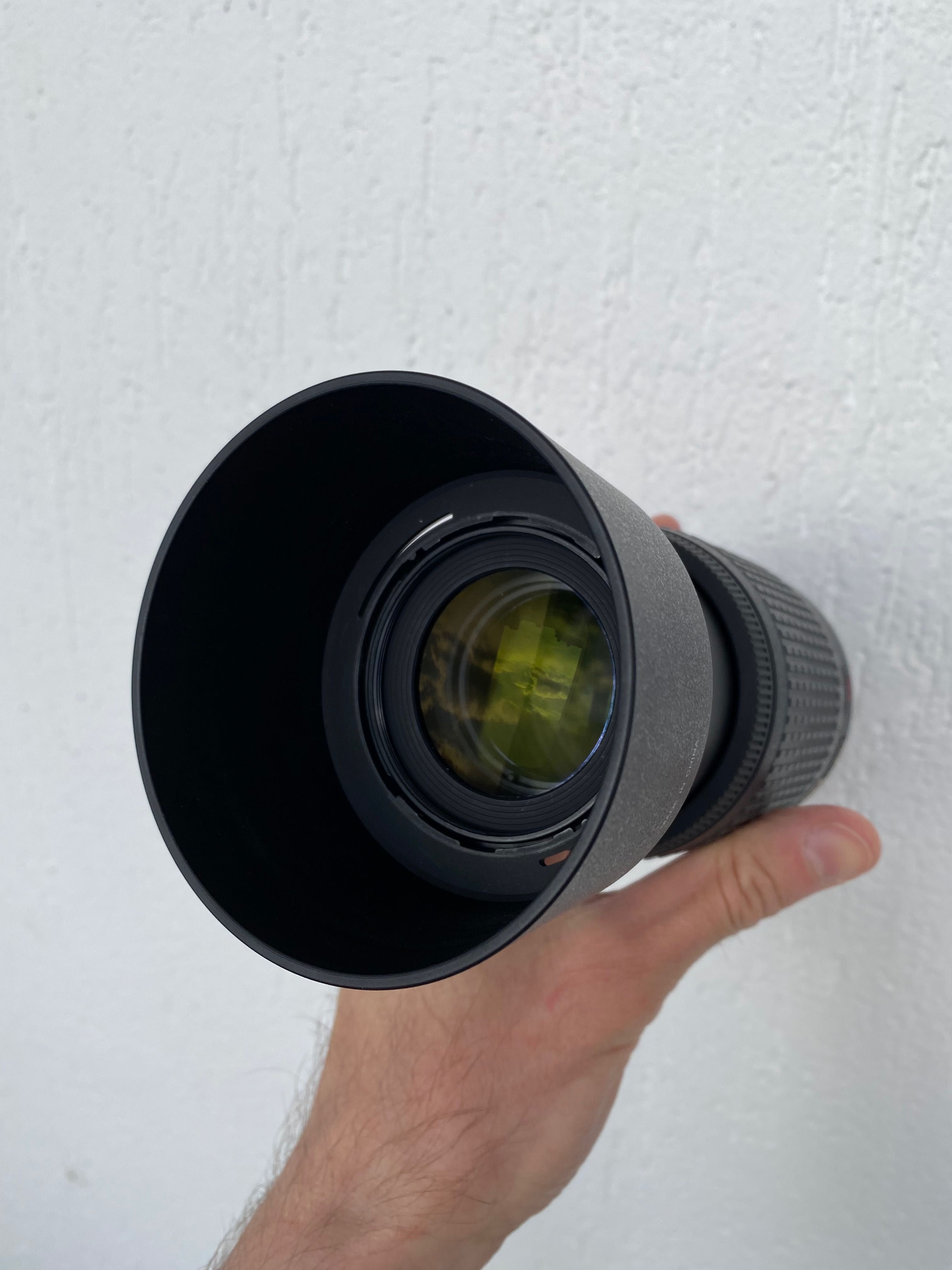Nikon AF-S DX VR Zoom-Nikkor 55-200mm f/4-5.6G IF-ED