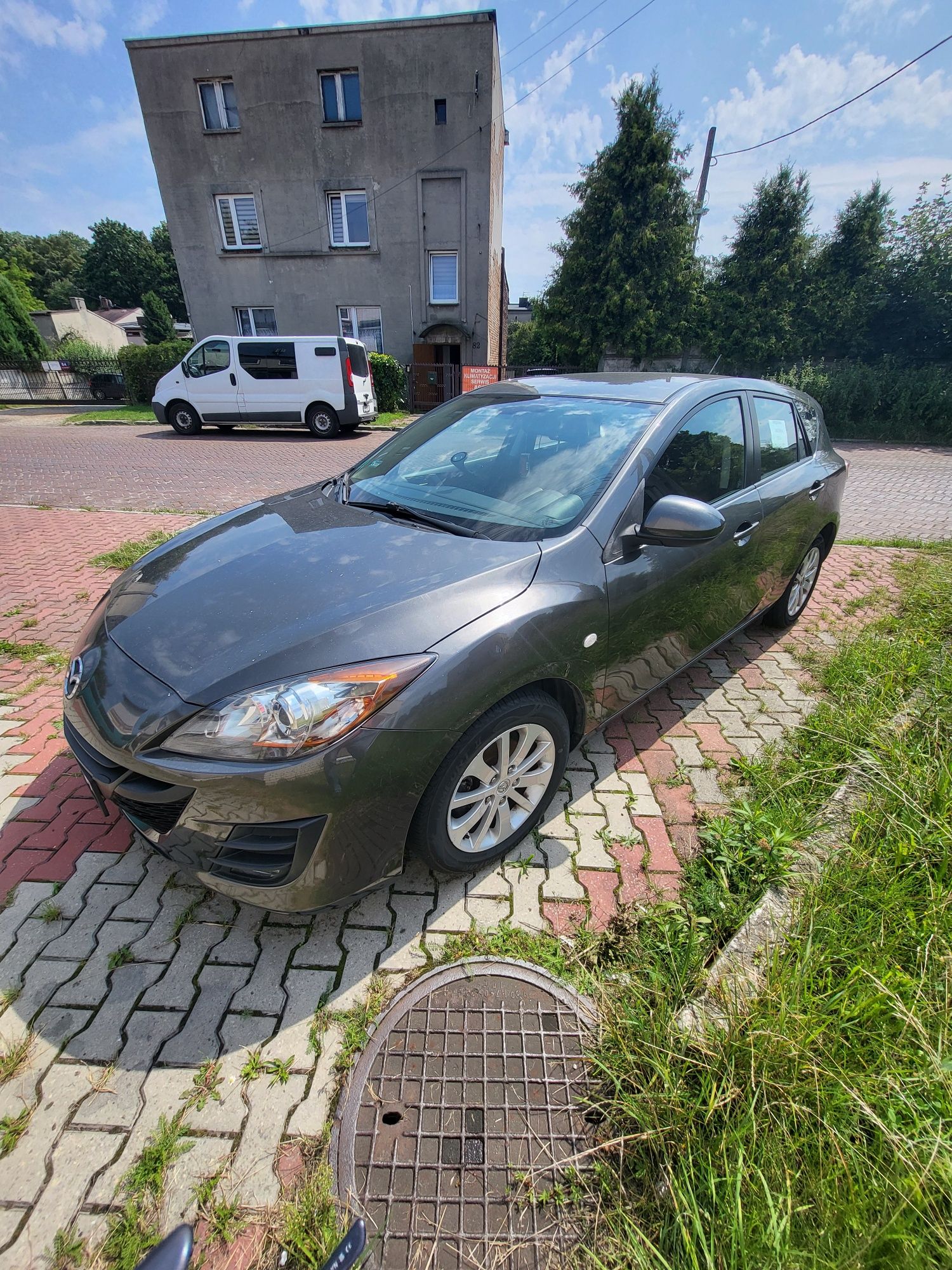 Sprzedam mazda3 rok 2010