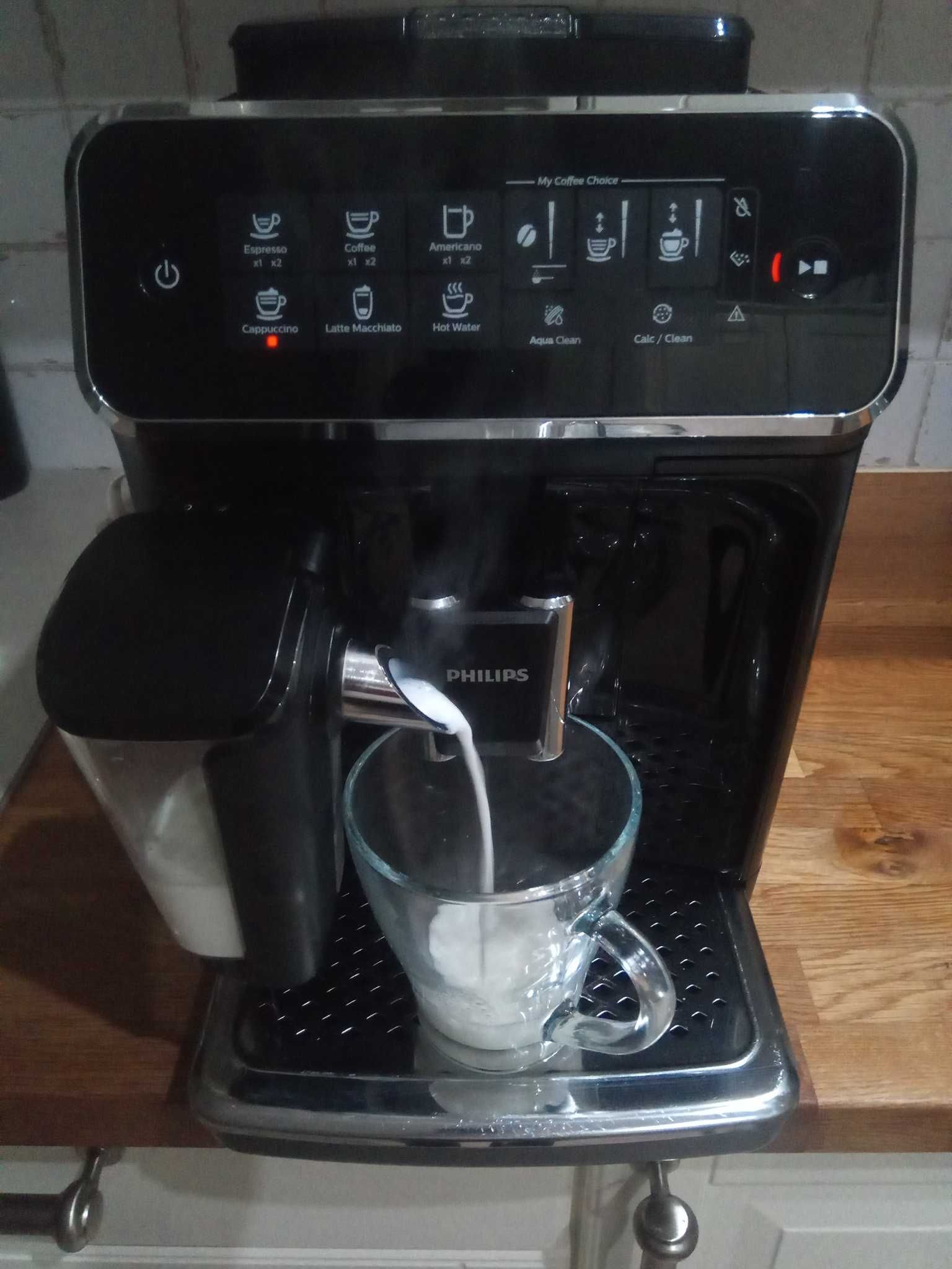 Ekspres do kawy PHILIPS Latte Go EP3241/50