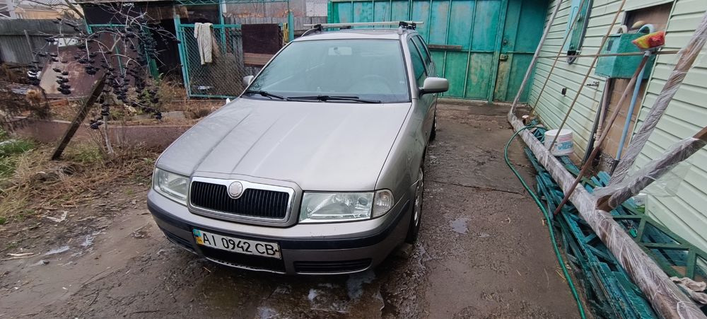 Продам Skoda Octavia Tour 2008 року