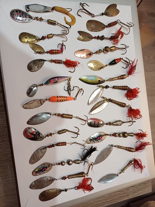 Блешні риболовні