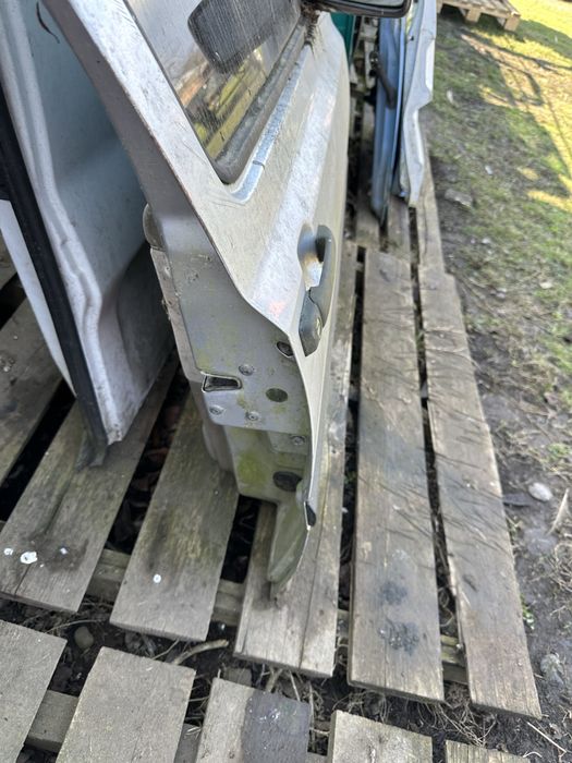 Двері Праві Гольф3 Венто Golf3 Vento