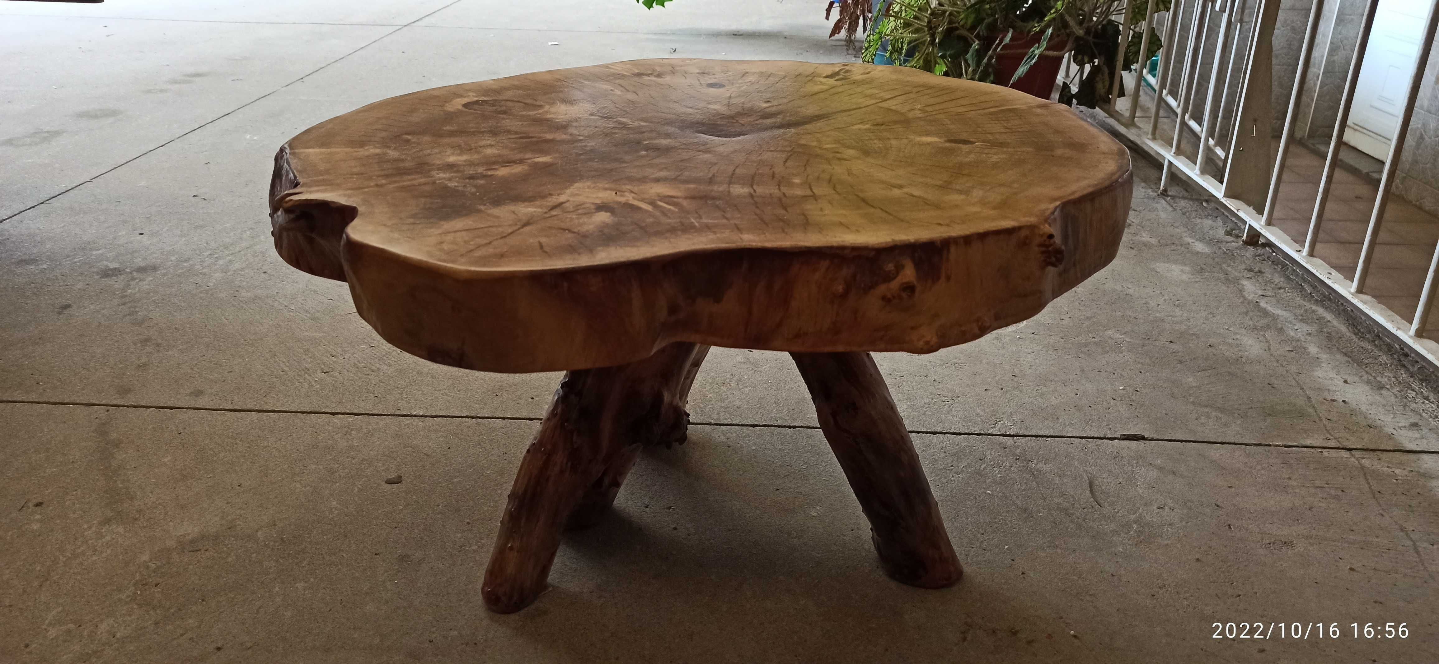 Mesa de centro artesanal