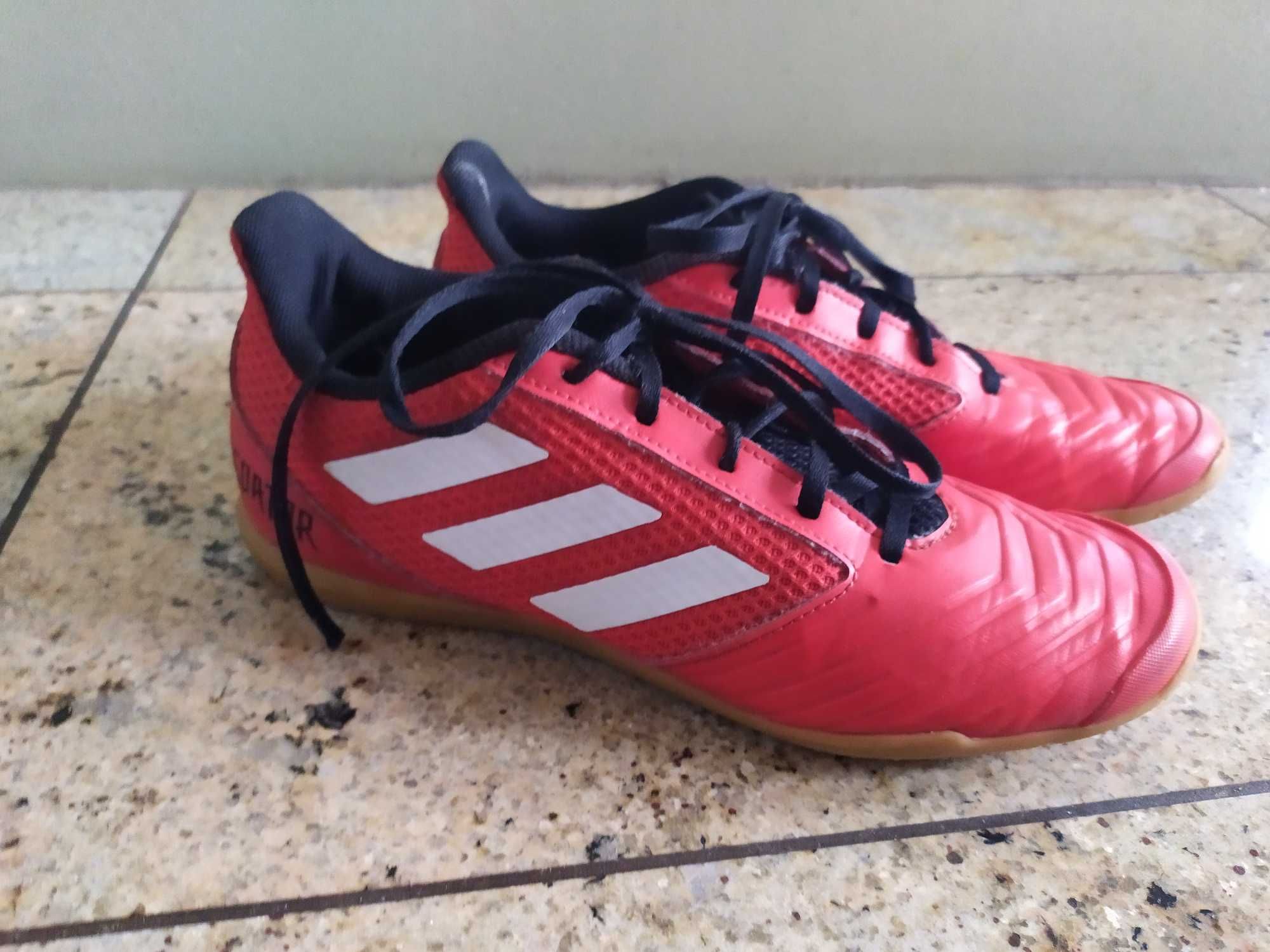 Buty ADIDAS Predator r. 41