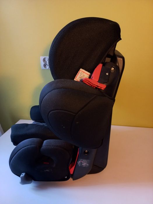 Fotelik samochodowy rehabilitacyjny Recaro Young Sport Hero 9-36 kg