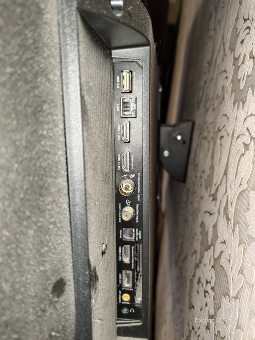 Телевізор TCL 50P715; 50' дюймов телевизор.