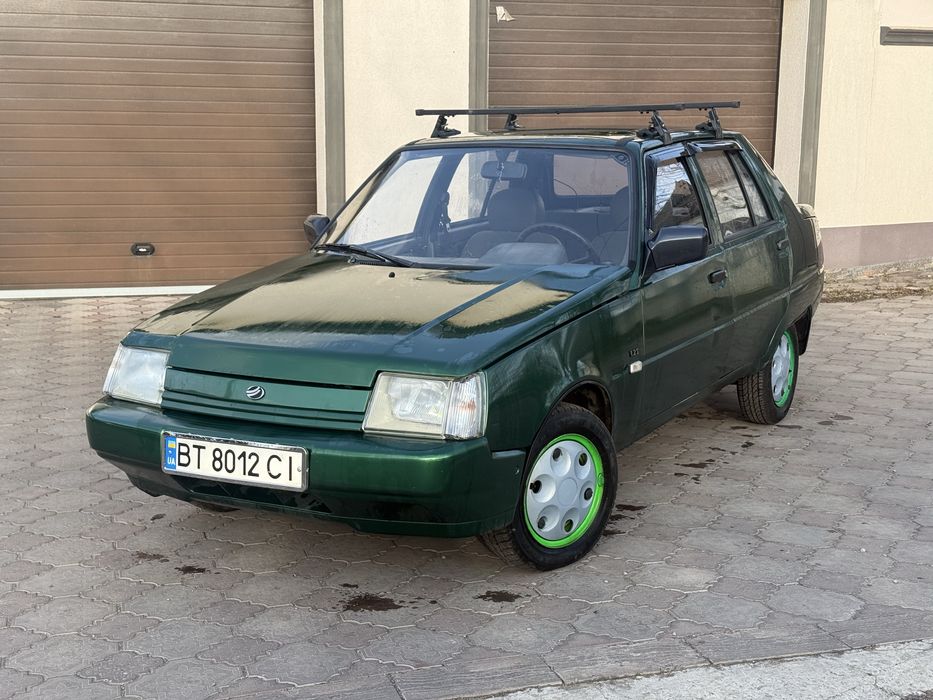 Заз Славута 2003 год. 1.2 Бензин.