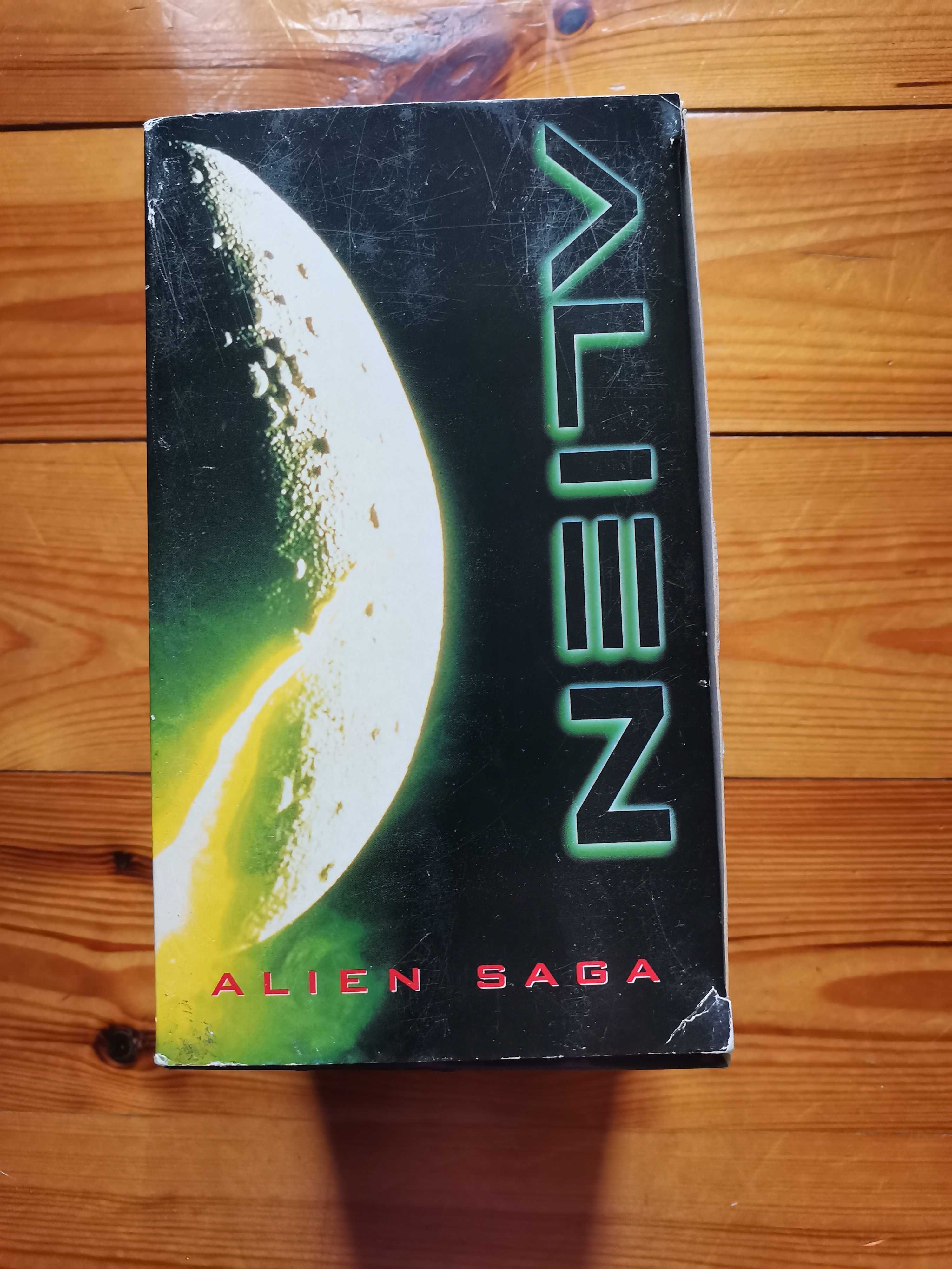 Saga ALIEN 4 kasety VHS