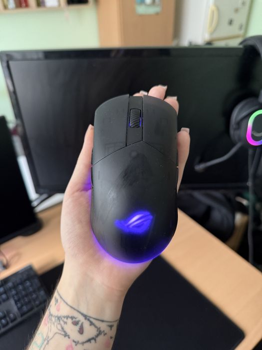 ROG Pugio 2 безпровідна (USB/Bluetooth)