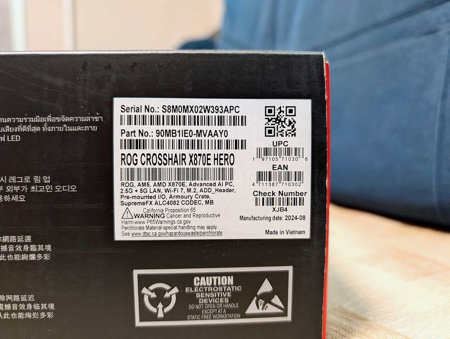 Материнська плата ASUS ROG CROSSHAIR X870E HERO AM5 amd ryzen Нова